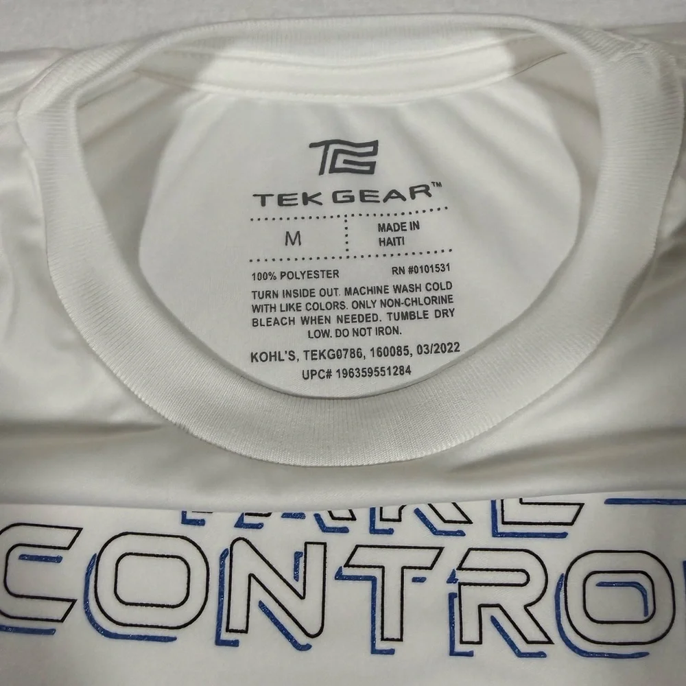 Tek Gear Boys' Video Gamer White Performance Short Sleeve T Shirt Size M NWOT